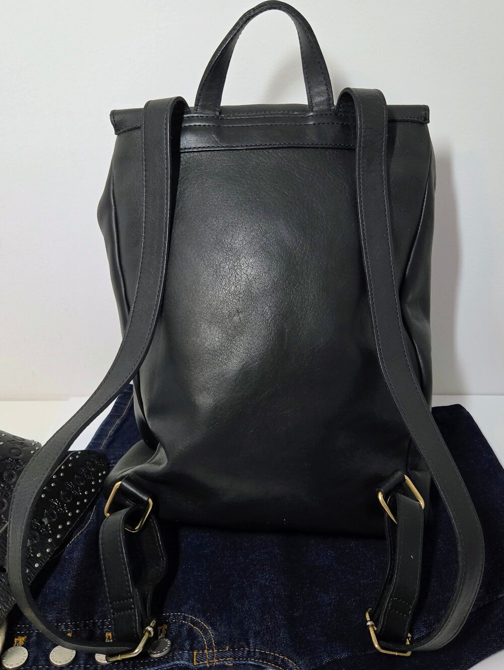 Nisolo Daniela Black Leather Drawstring Backpack - Picture 5 of 14